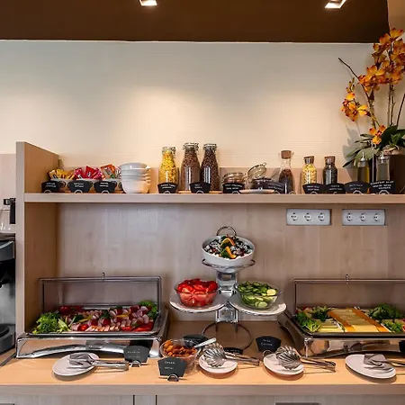 Promenade Hotel By Mellow Mood Hotels-2